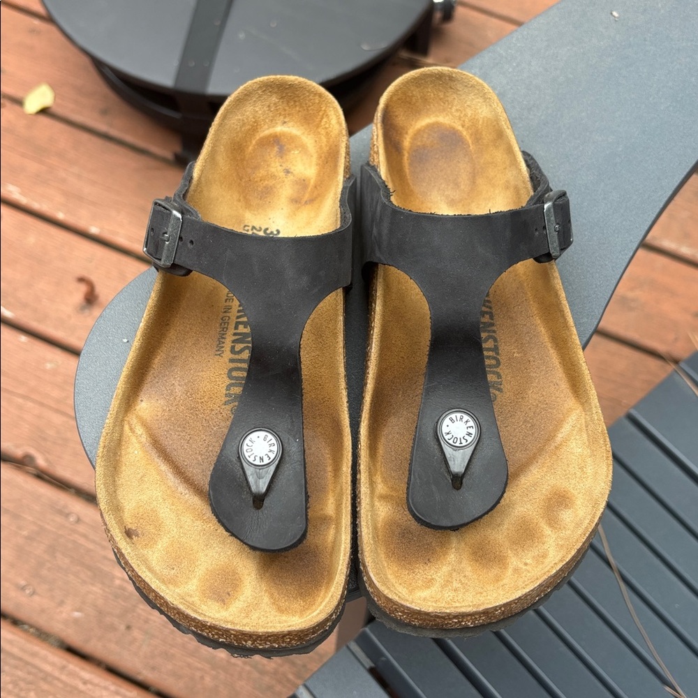Birkenstock Black Leather Gizeh Sandals 38